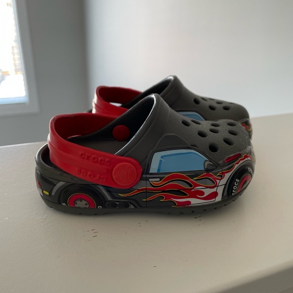 Baby crocs, race car - Picture 2 of 3